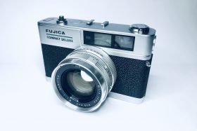 Fujica Compact Deluxe