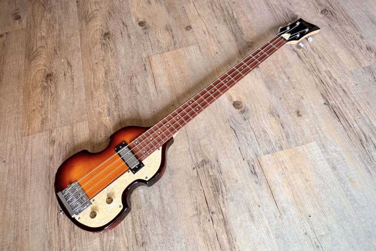Höfner Shorty Violin Bass Vintage Pearl